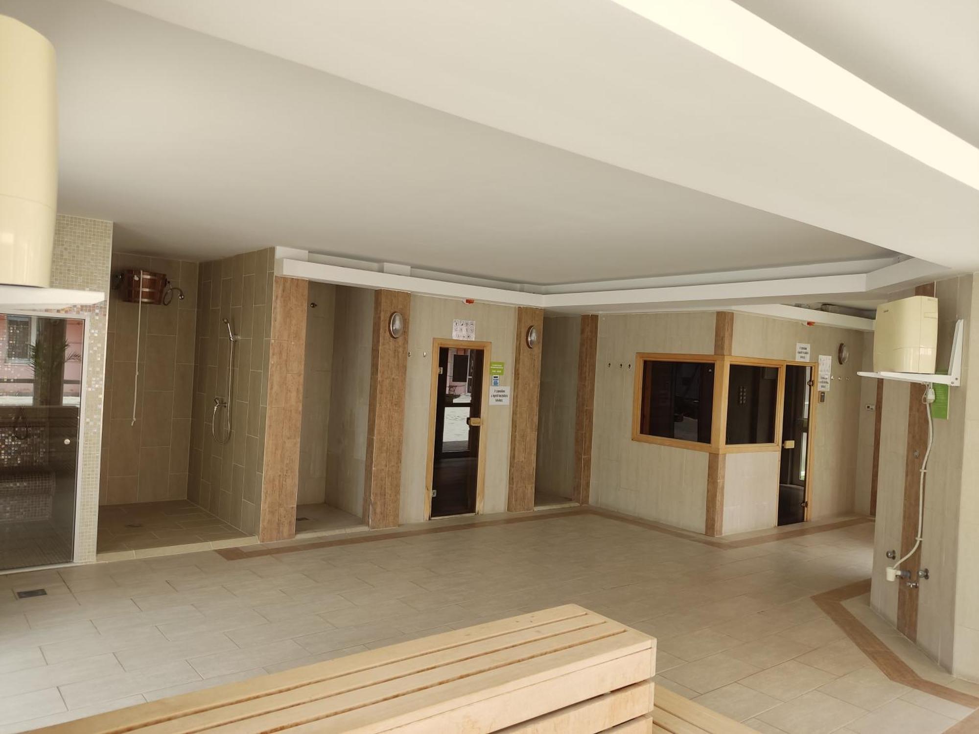 Gabi & Gabi Apartments ไฮจ์ดุสโซบอสโล ภายนอก รูปภาพ